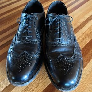 Wingtip dress shoes